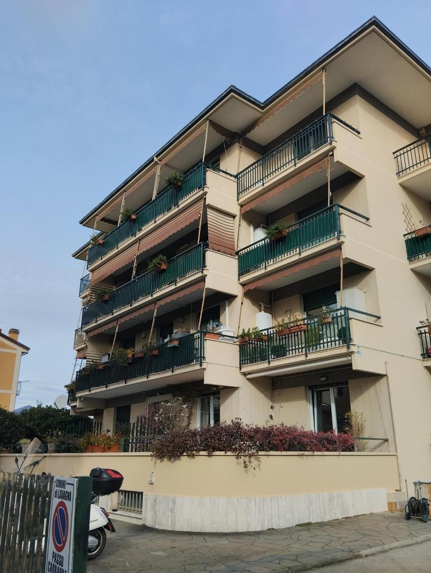 Appartamento Con Posto Auto 라바냐 외부 사진